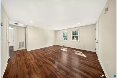 185 Forest Road, West Haven, CT 06516 - Photo 8