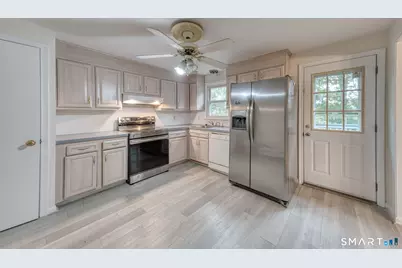 614 Park Avenue, Bloomfield, CT 06002 - Photo 8