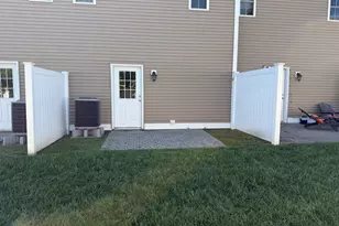 39 Eden Ave, Southington, CT 06489 - Photo 14