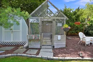 74 Hastings Ln, Stamford, CT 06905 - Photo 30