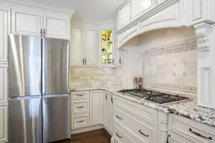 74 Hastings Ln, Stamford, CT 06905 - Photo 12