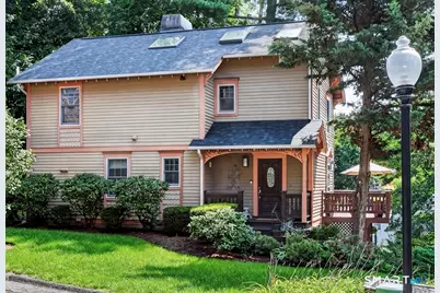 23 Blue Mountain Ridge #23, Norwalk, CT 06851 - Photo 2