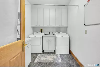 535 East Street South, Suffield, CT 06078 - Photo 24