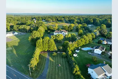535 East Street South, Suffield, CT 06078 - Photo 2