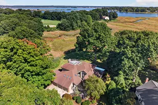 5 Sand Creek Dr, Old Saybrook, CT 06475 - Photo 2