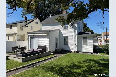 15 Overland Avenue, Bridgeport, CT 06606 - Photo 24