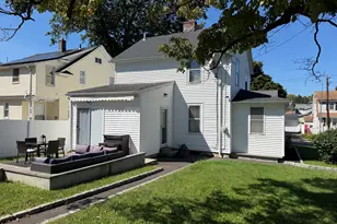 15 Overland Ave, Bridgeport, CT 06606 - Photo 24