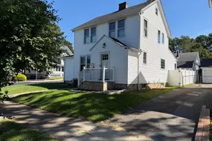 15 Overland Ave, Bridgeport, CT 06606 - Photo 1