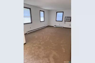 [Address not provided], Hartford, CT 06120 - Photo 4