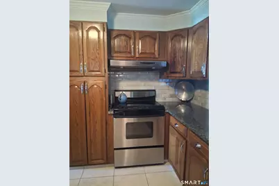 18 Papa Lane, North Haven, CT 06473 - Photo 4