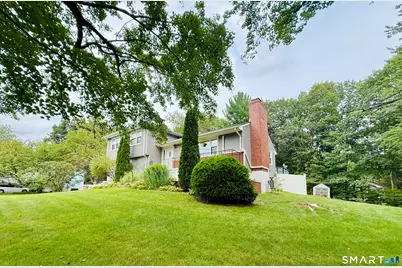 4280 Madison Avenue, Trumbull, CT 06611 - Photo 2