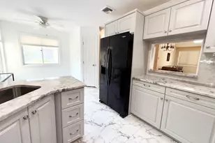 12 Blvd Dr, Danbury, CT 06470 - Photo 6