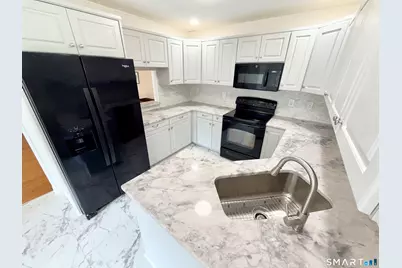 12 Boulevard Drive #32-175, Danbury, CT 06470 - Photo 4