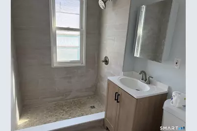 411 Ellis Street #Second Floor, New Britain, CT 06051 - Photo 6