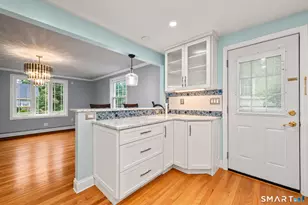 15 Fenway Dr, Hamden, CT 06517 - Photo 6