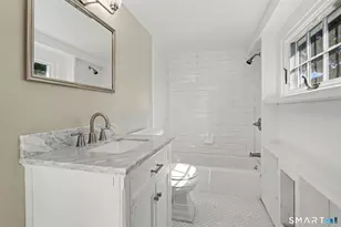 1835 Cross Hwy, Fairfield, CT 06824 - Photo 24