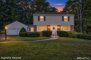 130 Skyline Dr, Southington, CT 06489 - Photo 2