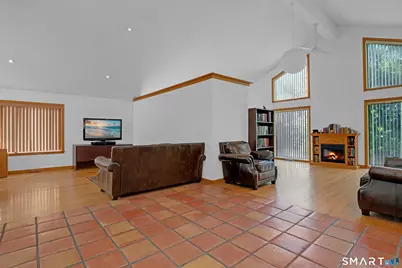 90 Bell Street, Manchester, CT 06040 - Photo 14