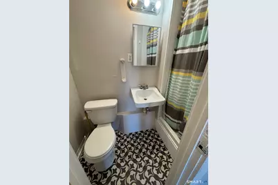 645 Burnside Avenue, East Hartford, CT 06108 - Photo 18