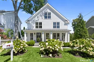 624 Center St, Fairfield, CT 06890 - Photo 1