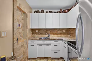 100 York St, New Haven, CT 06511 - Photo 8
