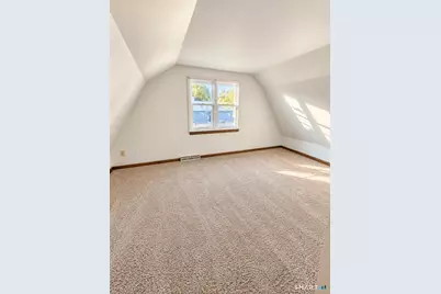 17 Willow Street, Milford, CT 06460 - Photo 6