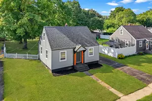 144 Bayberry Dr, Bristol, CT 06010 - Photo 2