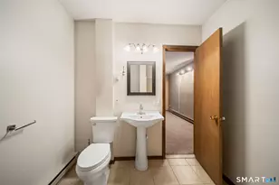 26 Vidich Ln, Naugatuck, CT 06770 - Photo 22