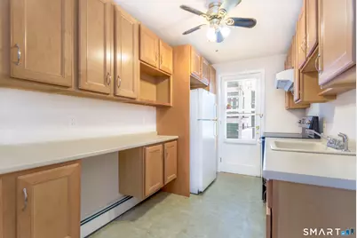 104 Abner Court #A, Bridgeport, CT 06606 - Photo 4