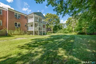 104 Abner Ct, Bridgeport, CT 06606 - Photo 10