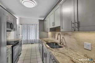 3 Saddle Crossing, Avon, CT 06001 - Photo 16