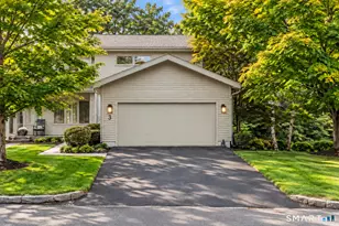 3 Saddle Crossing, Avon, CT 06001 - Photo 2