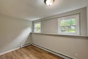 13 Black Oak Dr, East Lyme, CT 06333 - Photo 20