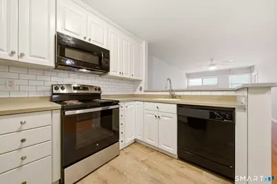 3699 Broadbridge Avenue #114, Stratford, CT 06614 - Photo 8