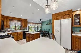 111 Sunnybrook Dr, Manchester, CT 06040 - Photo 14