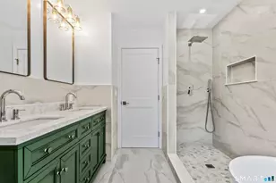 250 Szost Dr, Fairfield, CT 06824 - Photo 24