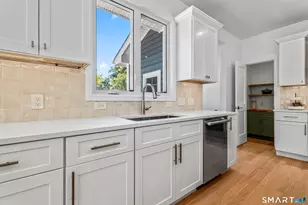 250 Szost Dr, Fairfield, CT 06824 - Photo 10