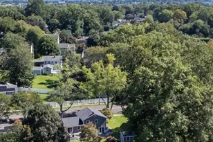 250 Szost Dr, Fairfield, CT 06824 - Photo 24