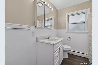 348 Bayonet Street, New London, CT 06320 - Photo 12