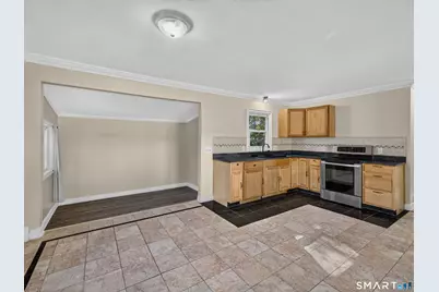 348 Bayonet Street, New London, CT 06320 - Photo 26