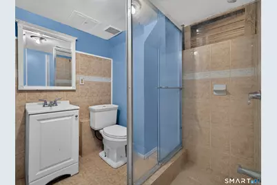 348 Bayonet Street, New London, CT 06320 - Photo 16