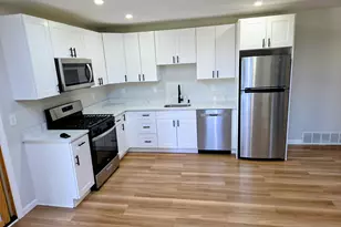 585 Horton Hill Rd, Naugatuck, CT 06770 - Photo 1