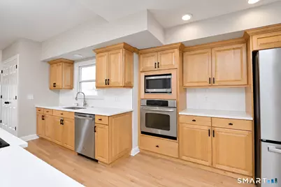 12 Center Street, Stamford, CT 06906 - Photo 8