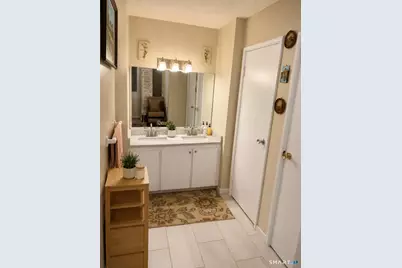 50 Birdseye Street #407, Stratford, CT 06615 - Photo 8