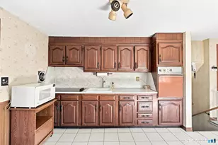 60 Chesslee Rd, East Hartford, CT 06108 - Photo 10