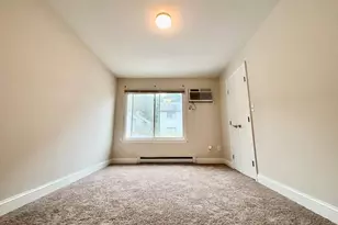 19 Somers St, Danbury, CT 06810 - Photo 14