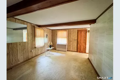 40 Saltonstall Place, East Haven, CT 06512 - Photo 10