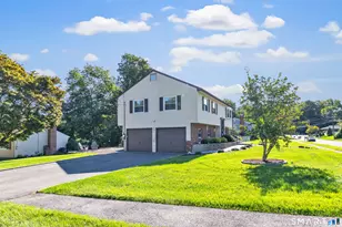 21 Bear Path Dr, Shelton, CT 06484 - Photo 34