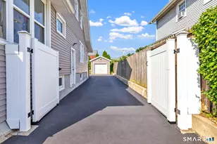 144 Allyndale Dr, Stratford, CT 06614 - Photo 32