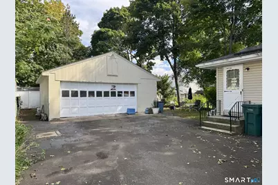 55 Glenbrook Avenue, Hamden, CT 06514 - Photo 22